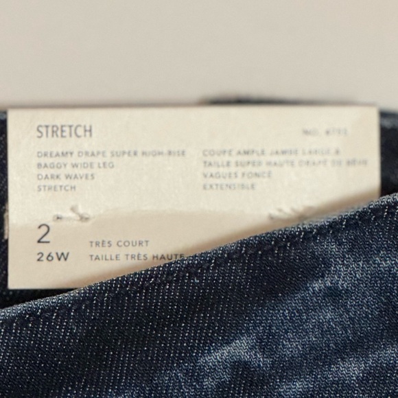 American Eagle Dreamy Drape High Rise Jeans - Picture 10 of 10